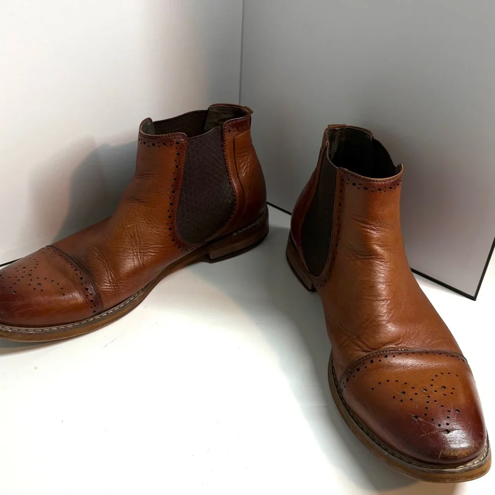 Stacy Adams Men's Cognac Alomar Cap Toe Leather Chelsea Boots in Size 10.5